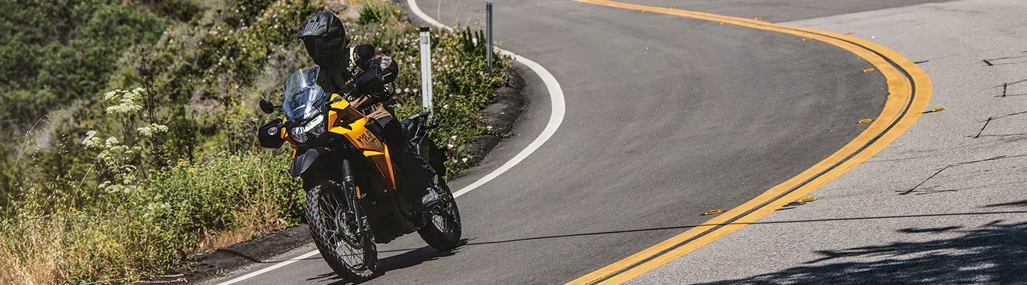 Read more about the article AR Trail Performance: Kawasaki KLR650 vs Suzuki DR650S