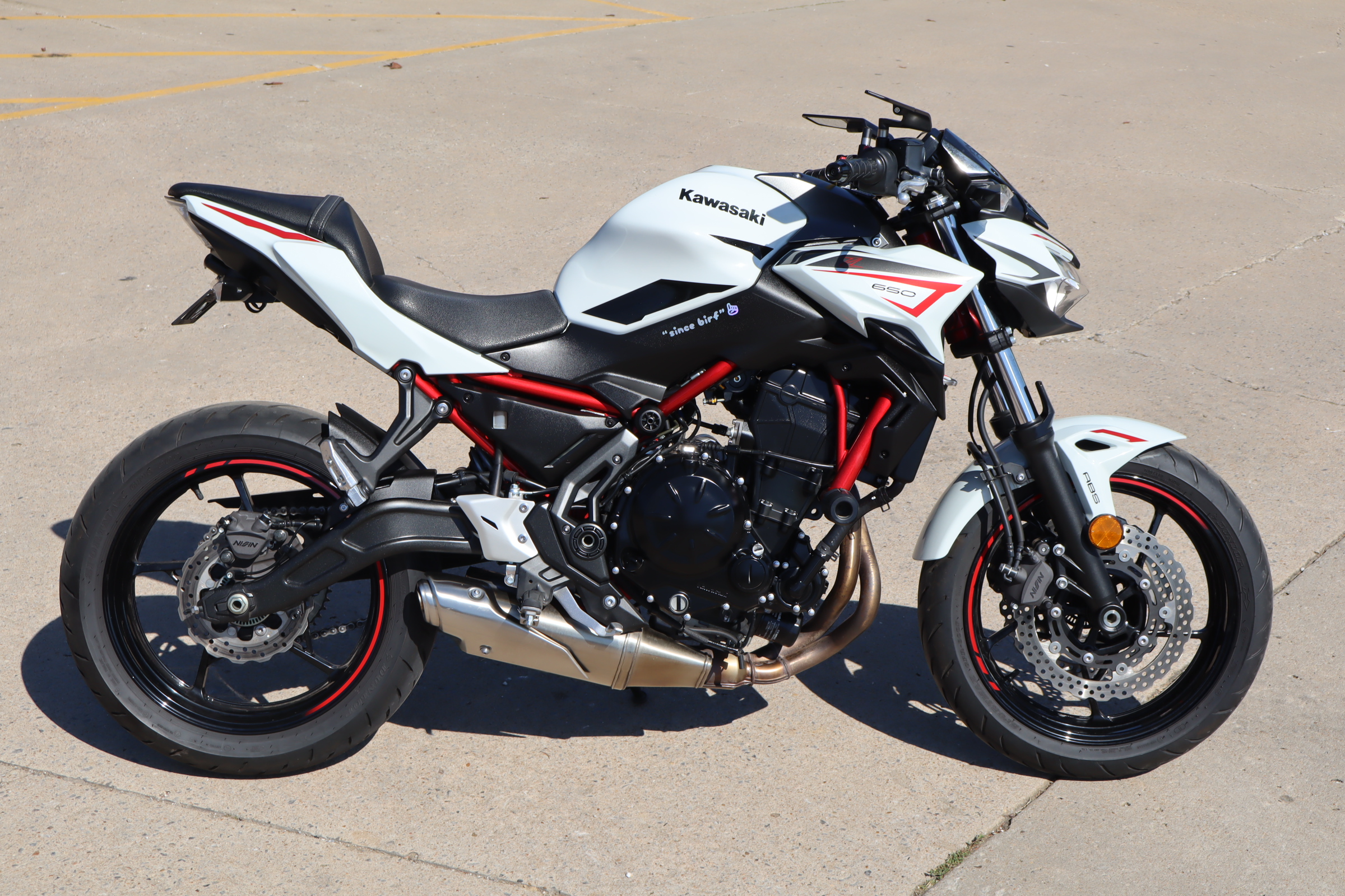 2022 Kawasaki Z650 ABS CA — photo 1 of 12